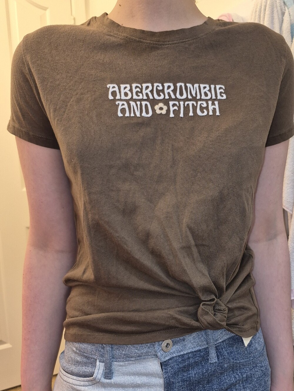 Abercrombie And Fitch T Shirt